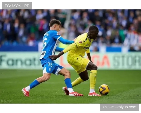 黄潜高位逼抢战术遭巴萨破解 少打一人成比赛转折点